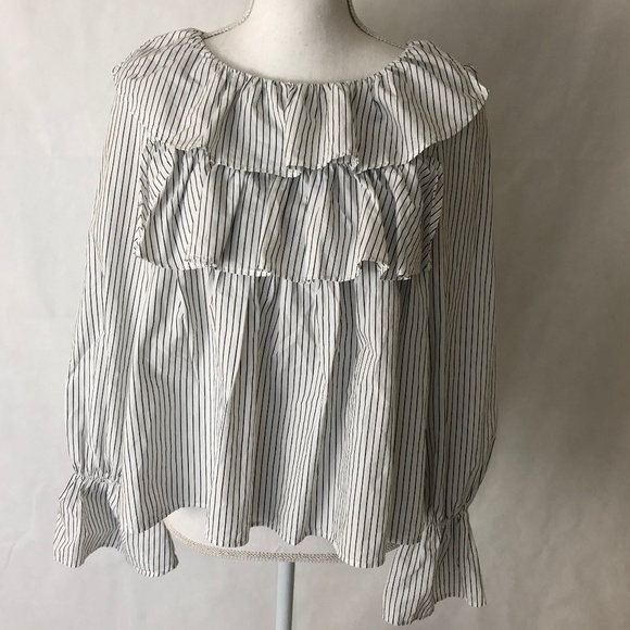 GAP WOMEN'S RUFFLE BLACK AND WHITE STRIPED CUTE TO - Picture 2 of 7